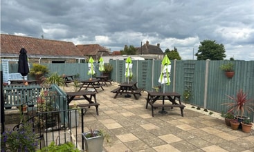 21 Church Green, Sherborne for lease Interior Photo- Image 1 of 2