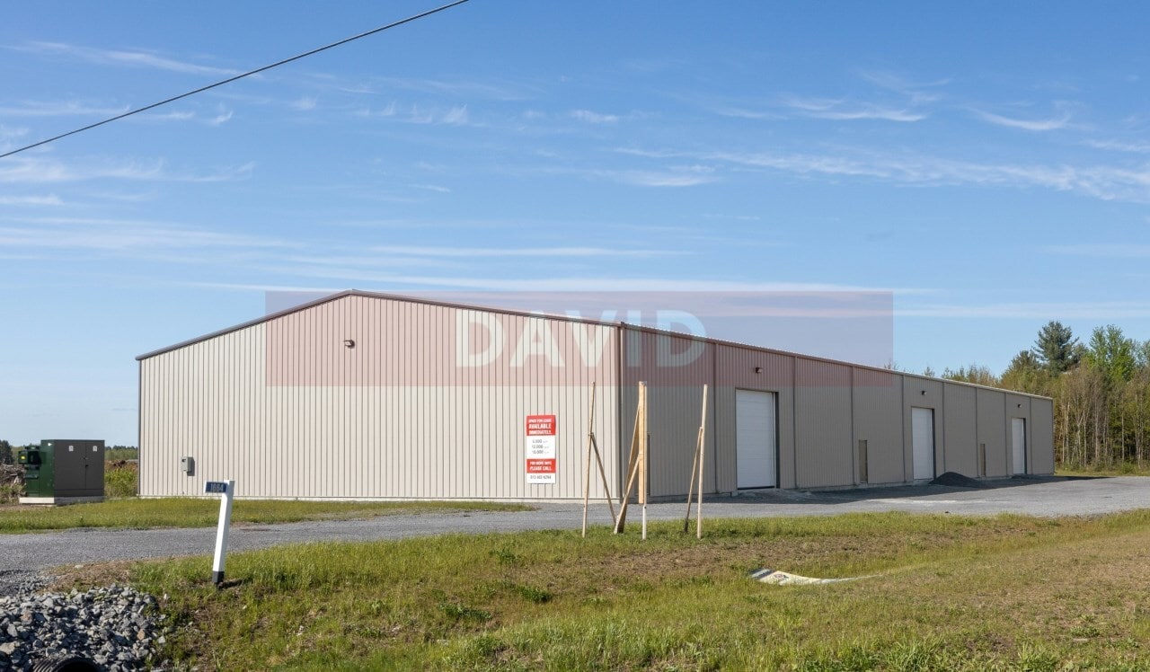 Industrial in La Roca del Vallès, Barcelona for lease Primary Photo- Image 1 of 2