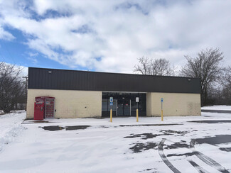 Plus de détails pour 213 N Sandusky St, Plymouth, OH - Vente au détail à vendre