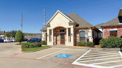 24668 Kingsland Blvd, Katy, TX à louer Photo du bâtiment- Image 2 de 8