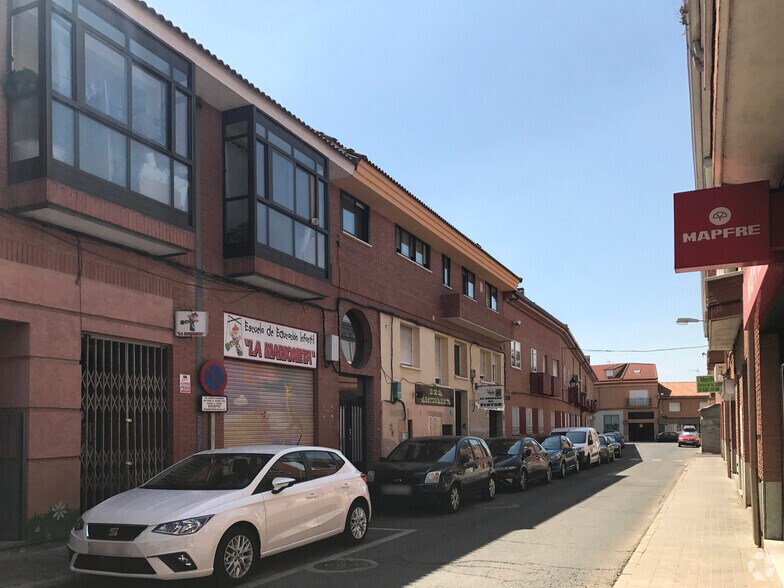 Calle Alalpardo, 4, Fuente el Saz de Jarama, Madrid à vendre - Photo du bâtiment - Image 3 de 3