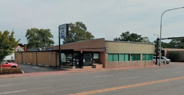 3632 W 95th St, Evergreen Park, IL for lease - Building Photo - Image 1 of 4