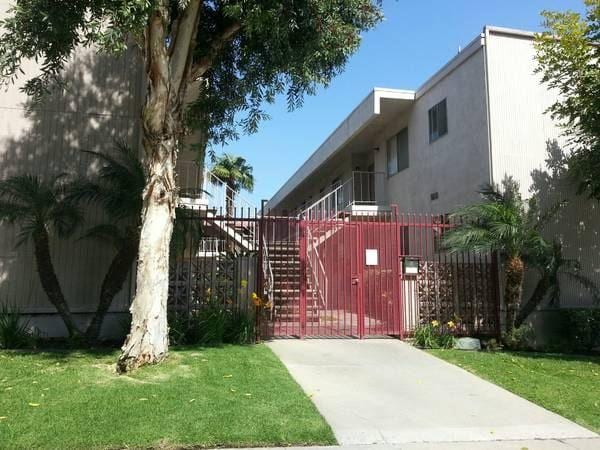 7232 Bright Ave, Whittier, CA for sale - Building Photo - Image 2 of 16
