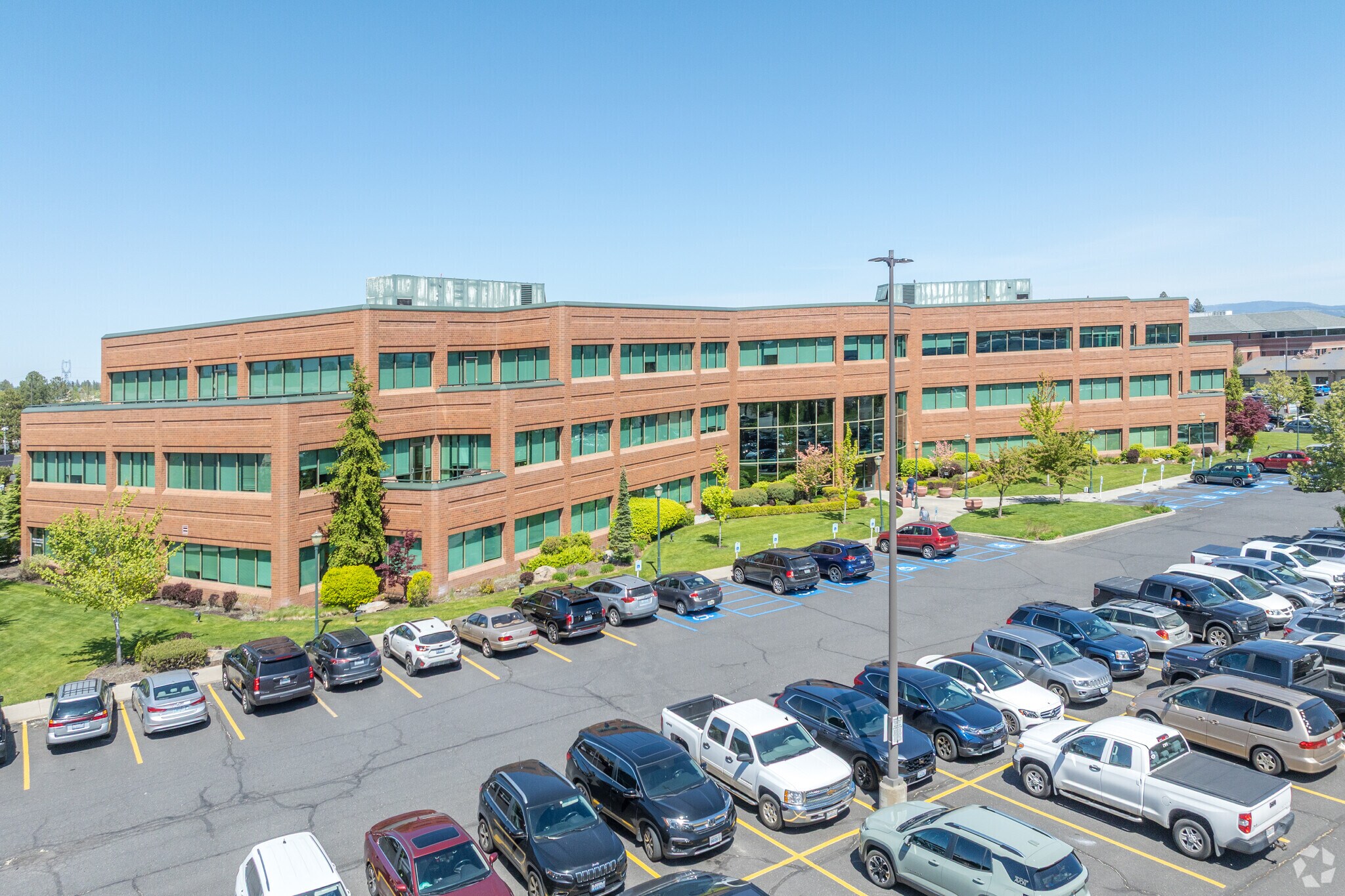 605 E Holland Ave, Spokane, WA for lease Primary Photo- Image 1 of 9