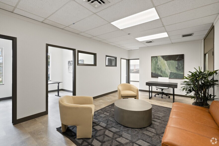 1758-1760 Solano Ave, Berkeley, CA à vendre - Photo intérieure - Image 2 de 13