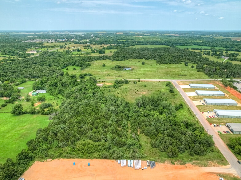 373 Howard Blvd, Harrah, OK for sale - Building Photo - Image 3 of 18