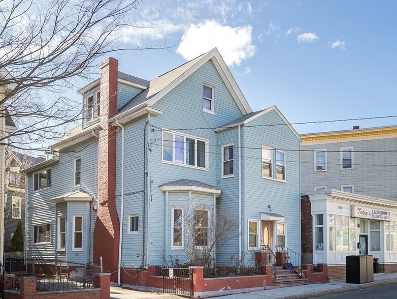 34 Summer St, Somerville, MA à vendre - Photo du bâtiment - Image 2 de 2