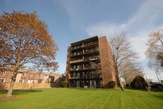 Plus de détails pour 3905 Riverside Dr E, 3900 Wyandotte St E – Multi-résidentiel à vendre, Windsor, ON