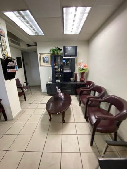 2000 Kings Hwy, Brooklyn, NY for lease - Building Photo - Image 1 of 29