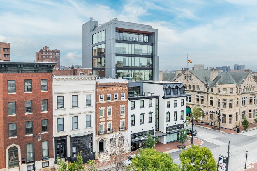 1001 N Charles St, Baltimore, MD for lease - Building Photo - Image 2 of 5