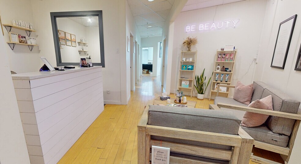 4368 Main St, Whistler, BC à louer - Photo intérieure - Image 2 de 9