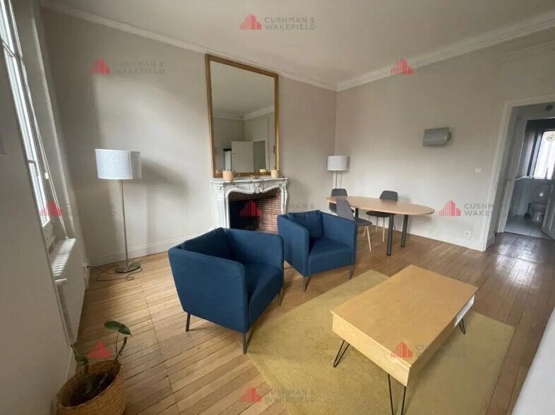 Office in Dijon for lease - Interior Photo - Image 2 of 4