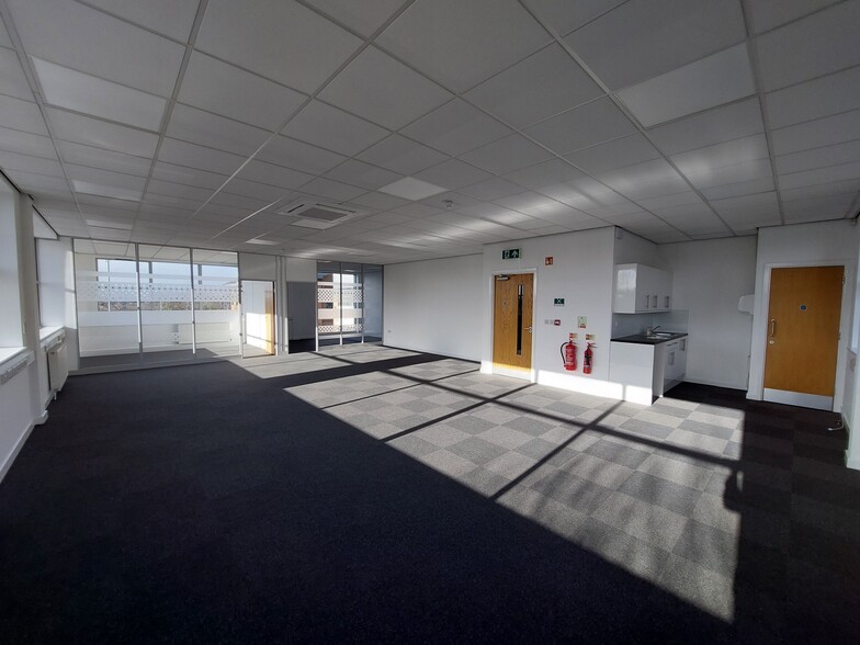 Steelpark Rd, Halesowen for lease - Building Photo - Image 3 of 11