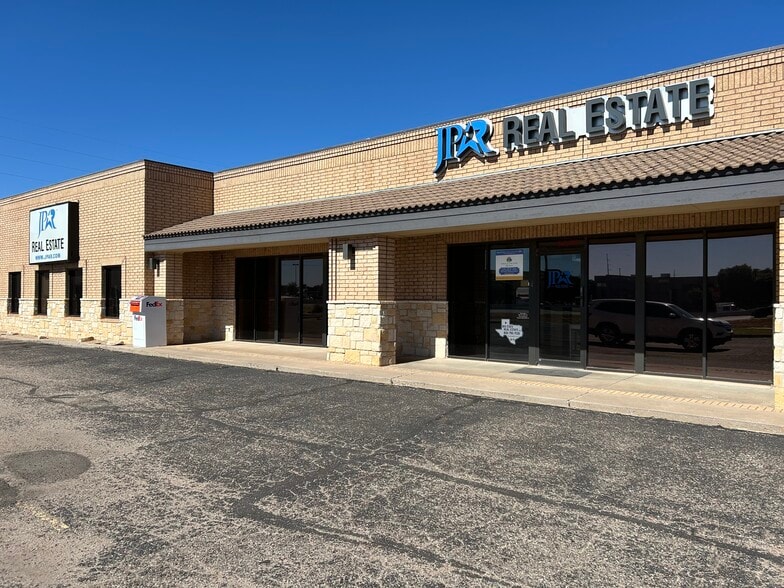 4718 S Loop 289, Lubbock, TX for lease - Building Photo - Image 3 of 24