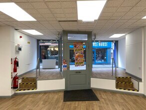 61-62 High St, Kings Lynn à louer Photo intérieure- Image 2 de 5