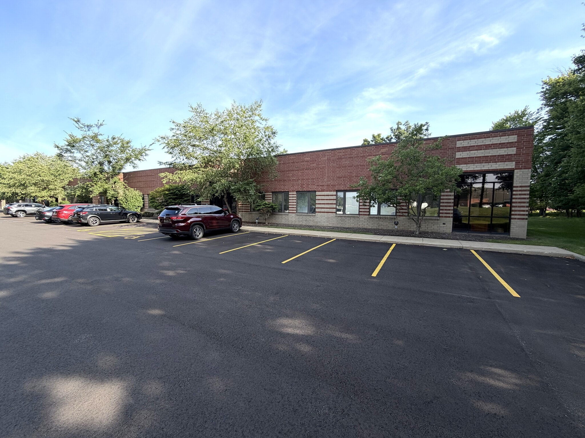 26391 Curtiss Wright Pky, Richmond Heights, OH for lease Interior Photo- Image 1 of 9