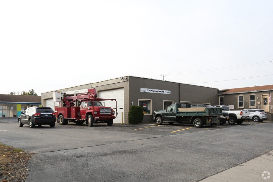 130 West Ave, Albion Town Orleans, NY à vendre - Photo principale - Image 3 de 3