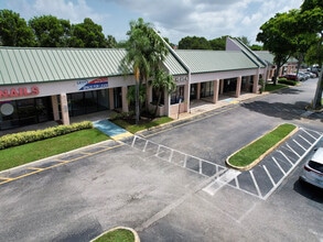 7101-7225 W Oakland Park Blvd, Lauderhill, FL à louer Photo du bâtiment- Image 1 de 5