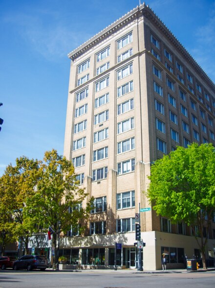 200 Fayetteville St, Raleigh, NC à louer - Photo du bâtiment - Image 2 de 17