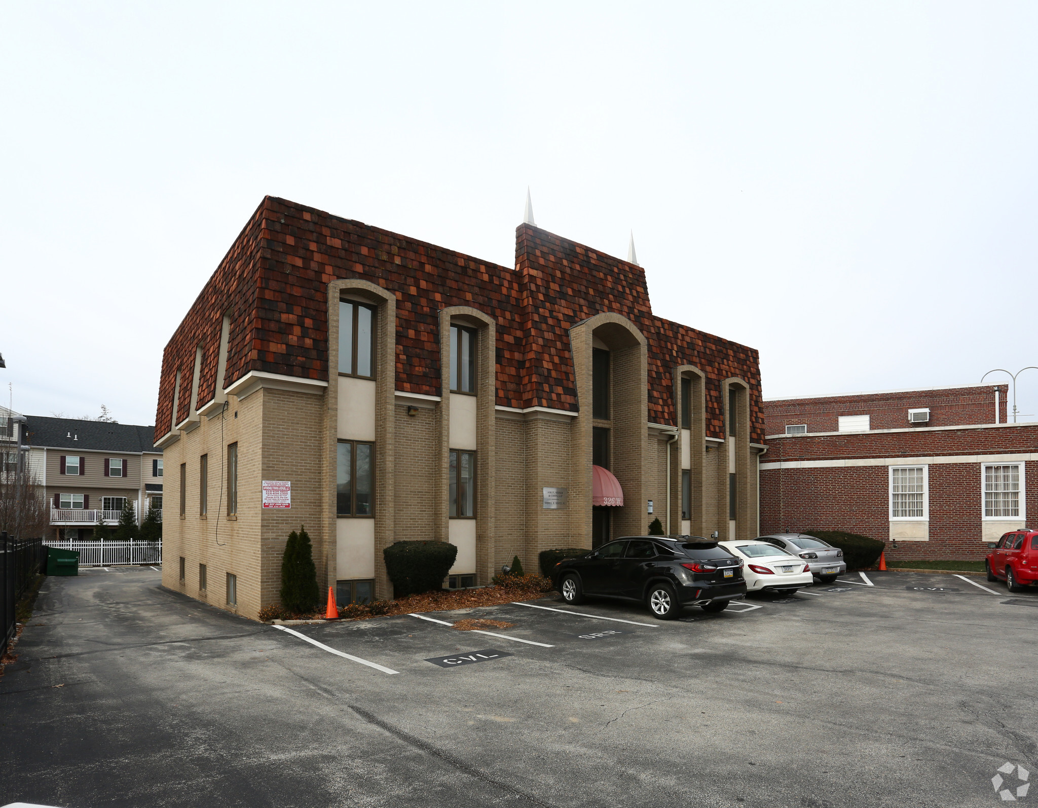 326 W Lancaster Ave, Ardmore, PA for lease Building Photo- Image 1 of 5