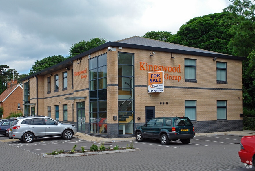 Stirling Rd, Swindon for lease - Building Photo - Image 2 of 2