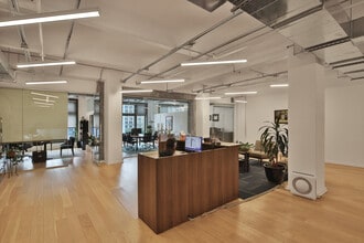 353 S Broadway, Los Angeles, CA for lease Interior Photo- Image 1 of 3