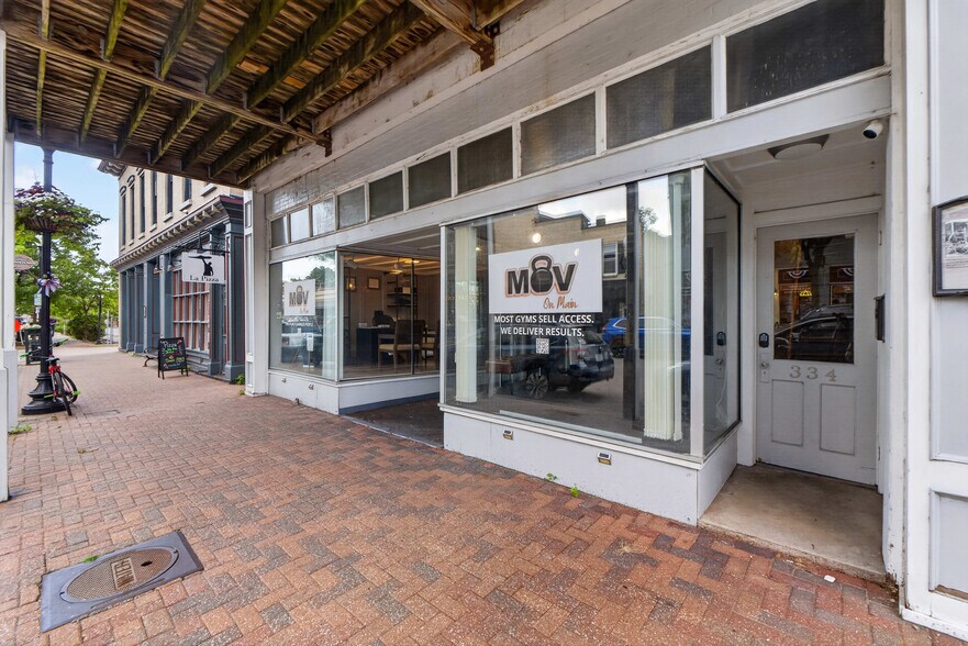 334 N Main St, Saint Charles, MO for sale - Building Photo - Image 2 of 8