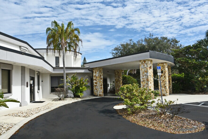 4355 Bear Gully Rd, Winter Park, FL à vendre - Photo du bâtiment - Image 3 de 30