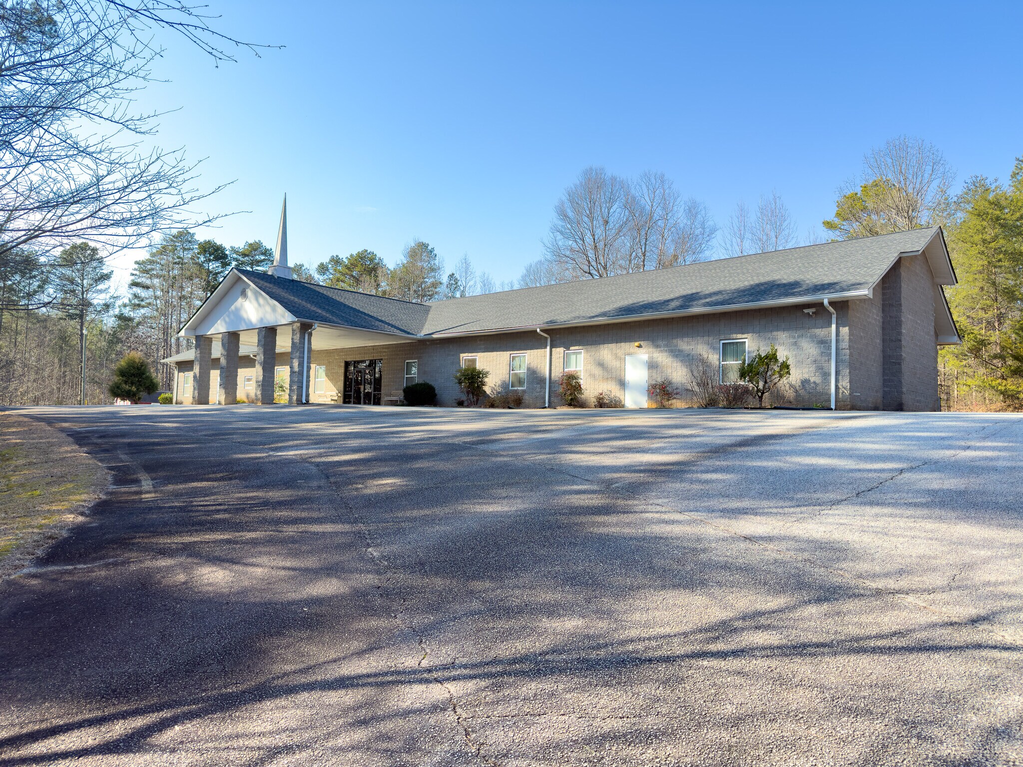 5887 Highway 320, Carnesville, GA à vendre Photo du bâtiment- Image 1 de 19