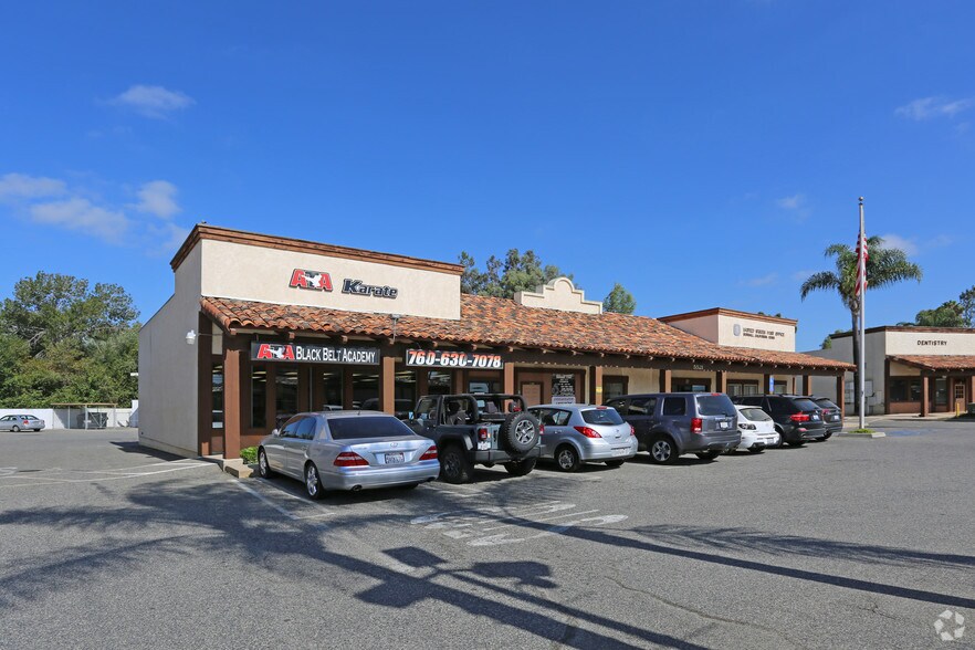 5517-5527 Mission Rd, Bonsall, CA à louer - Photo principale - Image 3 de 8
