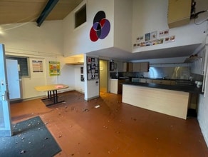 Floors St, Johnstone for lease Interior Photo- Image 2 of 4