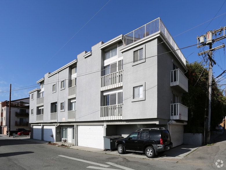 14 Ozone Ave, Venice, CA à vendre - Photo du bâtiment - Image 3 de 57