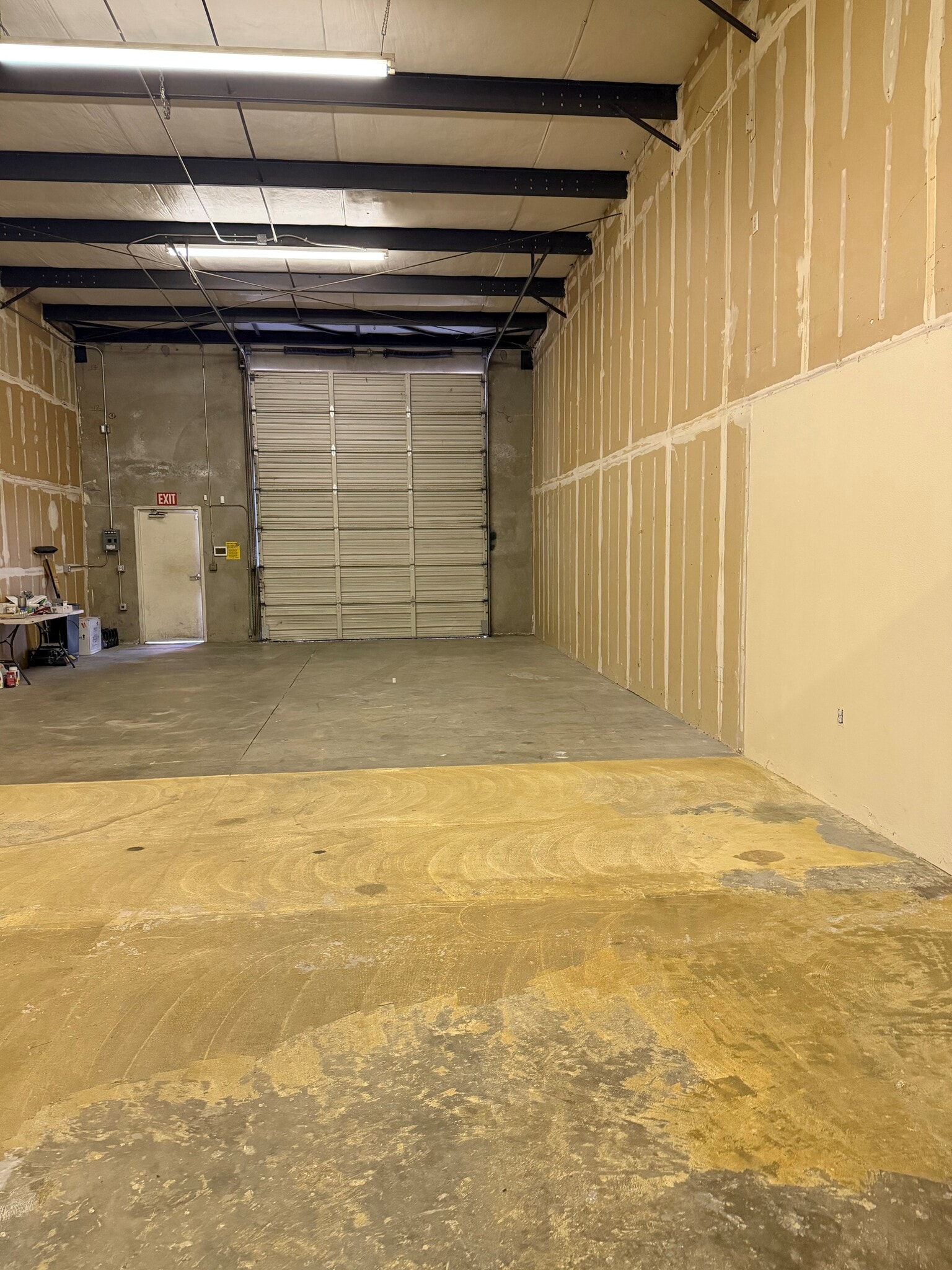 4009-4089 Cherokee Rd, Stockton, CA for lease Interior Photo- Image 1 of 5