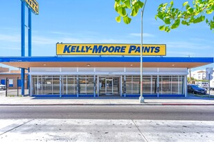 Kelly-Moore Paints - Entrepôt