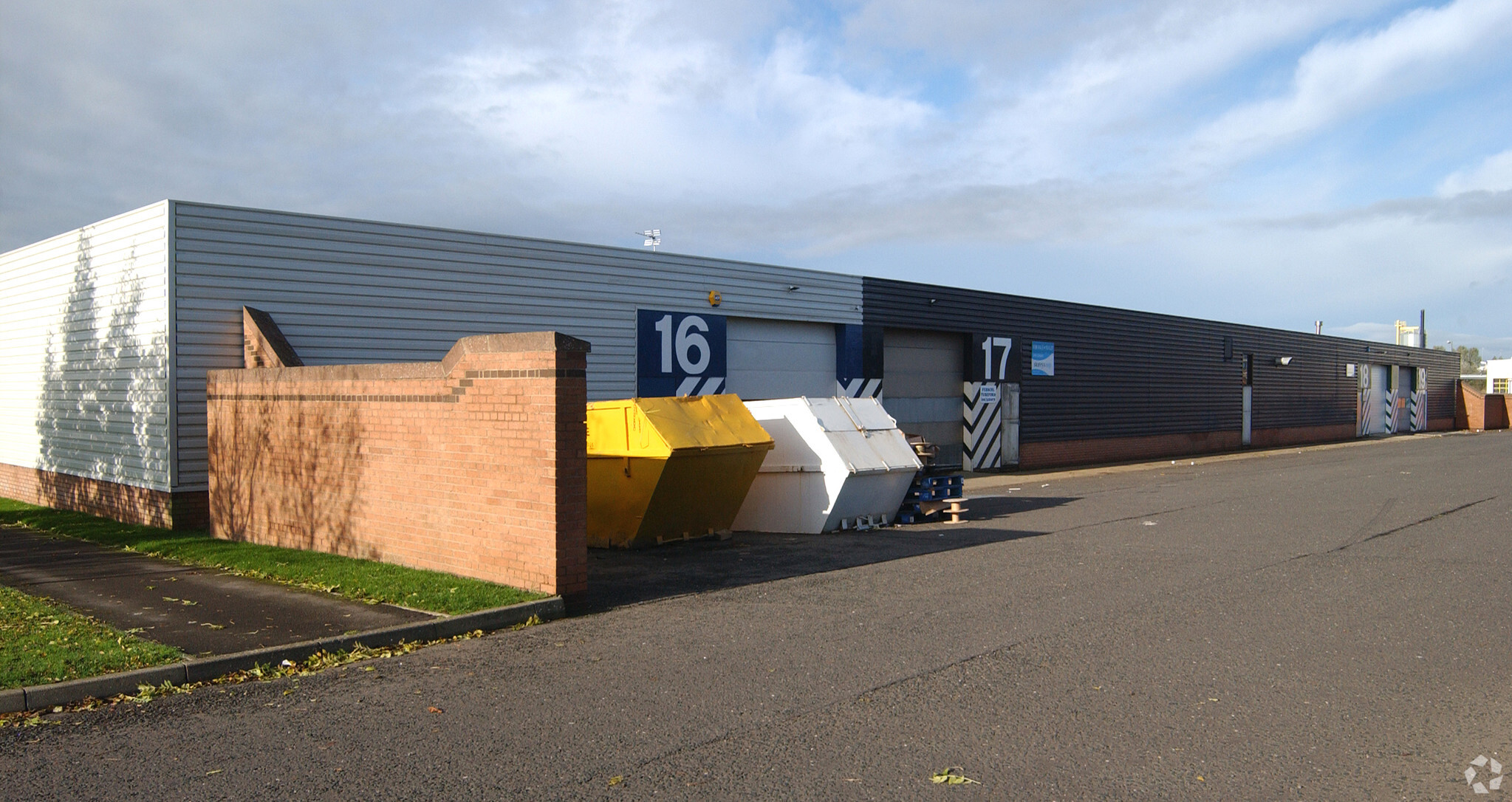 Pease Rd, Peterlee for lease Primary Photo- Image 1 of 19