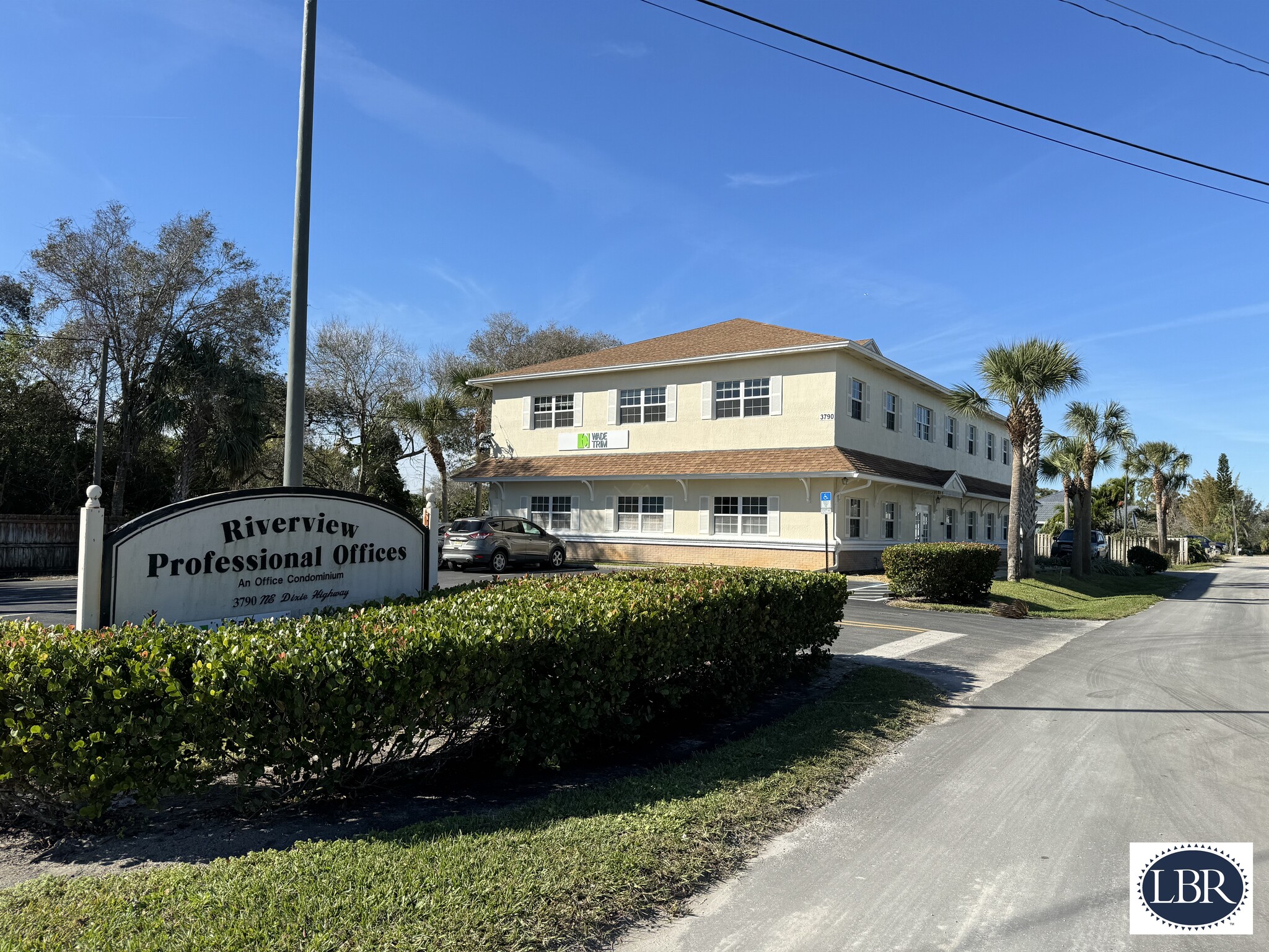 3790 NE Dixie Hwy, Palm Bay, FL for lease Building Photo- Image 1 of 22