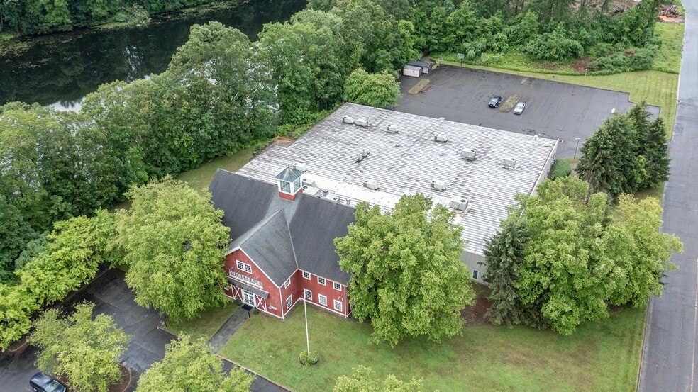 16-18 Trowbridge Dr, Bethel, CT for sale - Building Photo - Image 3 of 58