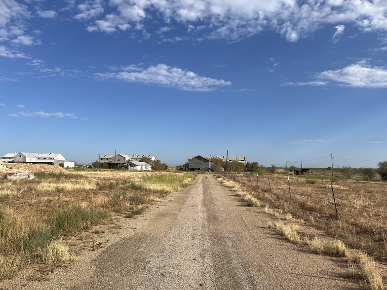 2500 Seminole rd, Lamesa, TX for sale - Building Photo - Image 2 of 6