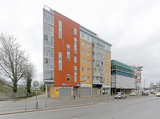 Plus de détails pour 1-7 High St, Slough - Commerce de détail à louer