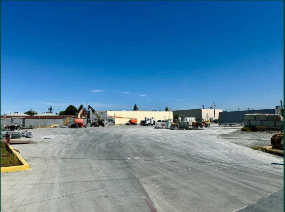 1026 Bransten Rd, San Carlos, CA for lease Primary Photo- Image 1 of 6