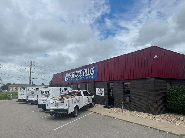7520 E 88th Pl, Indianapolis, IN for lease - Building Photo - Image 1 of 6