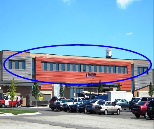 50 Eclipse Ctr, Beloit, WI for lease - Building Photo - Image 2 of 5