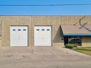 52 129 Av NW, Edmonton, AB for lease Interior Photo- Image 2 of 13