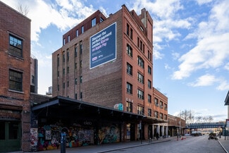 Plus de détails pour 22 Little West 12th St, New York, NY - Commerce de détail à louer