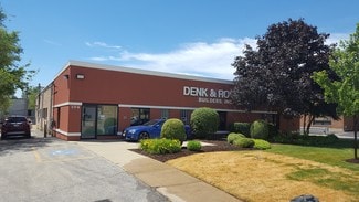Plus de détails pour 104 Gateway Rd, Bensenville, IL - Flex à vendre