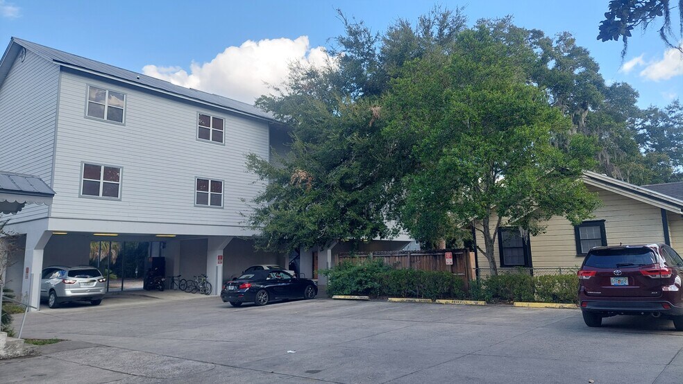 1615 NW 3rd Ave, Gainesville, FL à vendre - Photo du bâtiment - Image 3 de 6