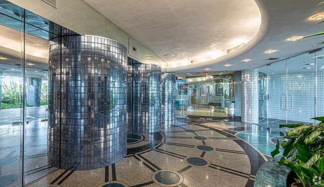 Plus de détails pour 3101 N Federal Hwy, Fort Lauderdale, FL - Bureau/Médical, Commerce de détail à louer