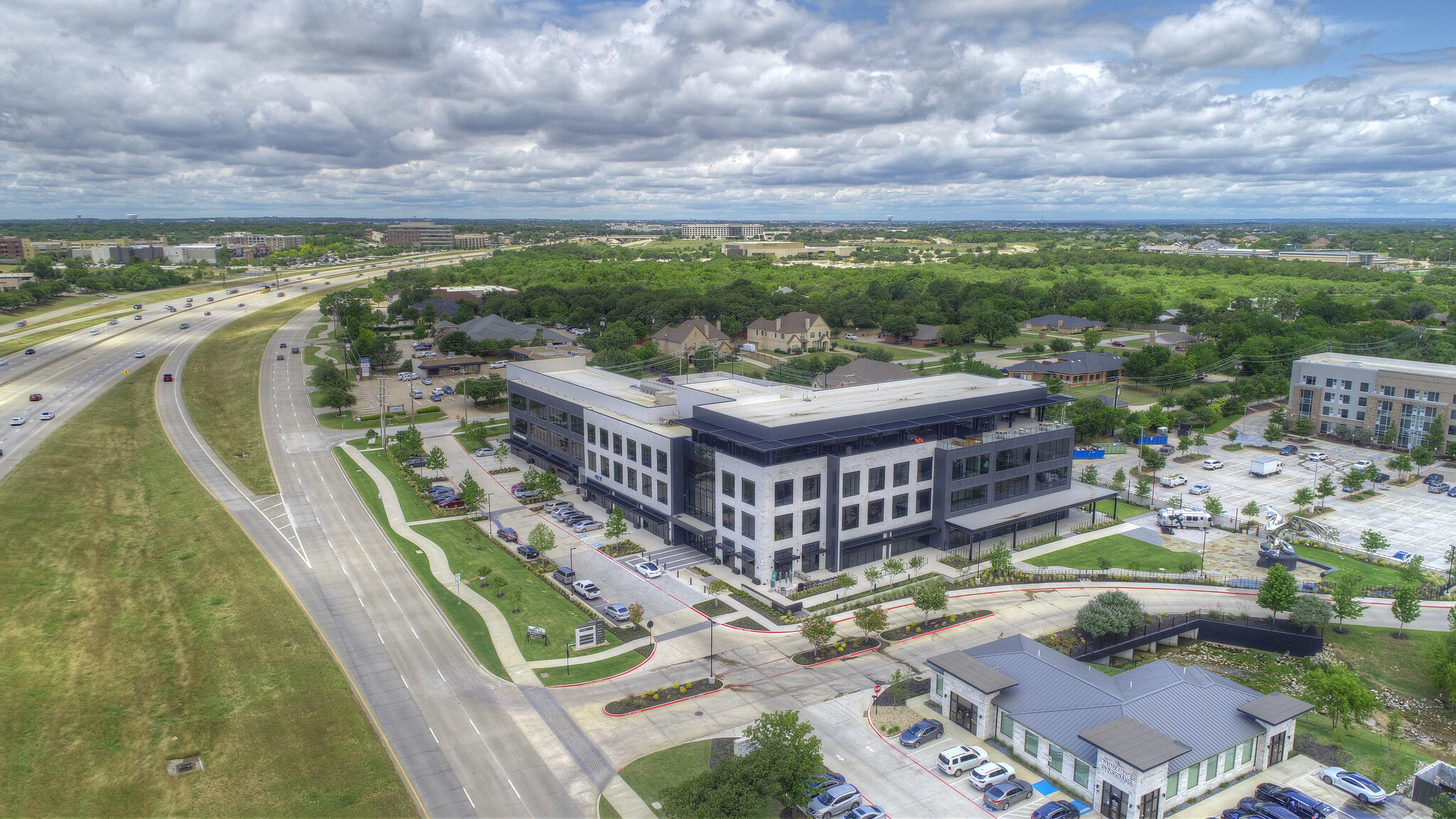 2102 E State Highway 114, Southlake, TX à louer Aérien- Image 1 de 20