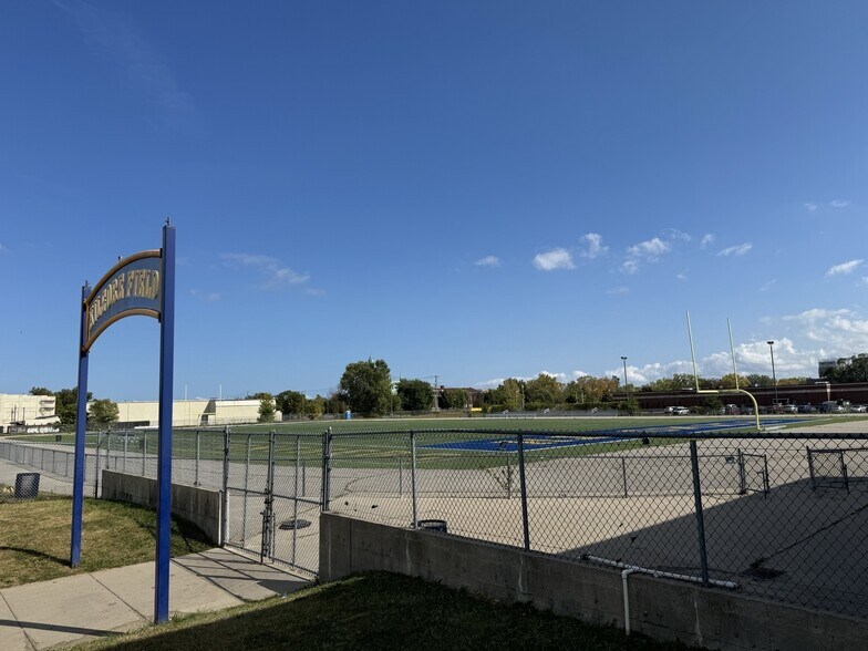 1460 E Forest Ave, Detroit, MI à vendre - Photo du bâtiment - Image 2 de 3