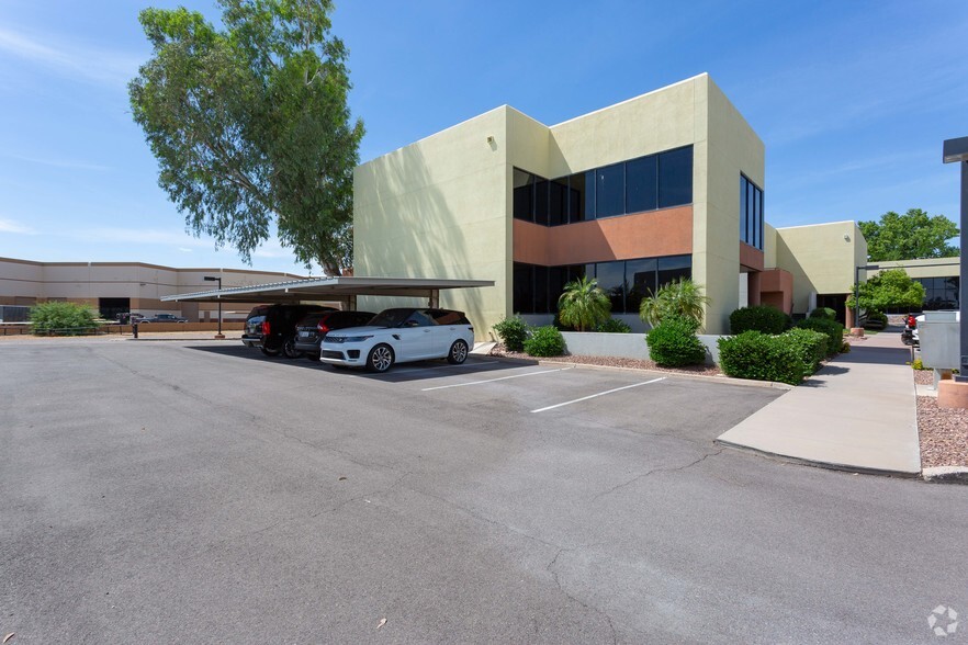 7580 E Gray Rd, Scottsdale, AZ for lease - Primary Photo - Image 1 of 20